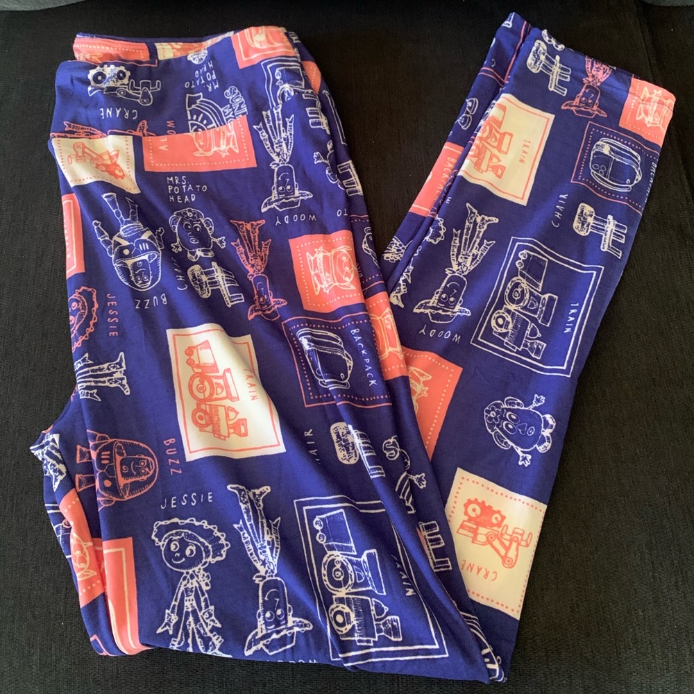LulaRoe Disney Leggings T/C